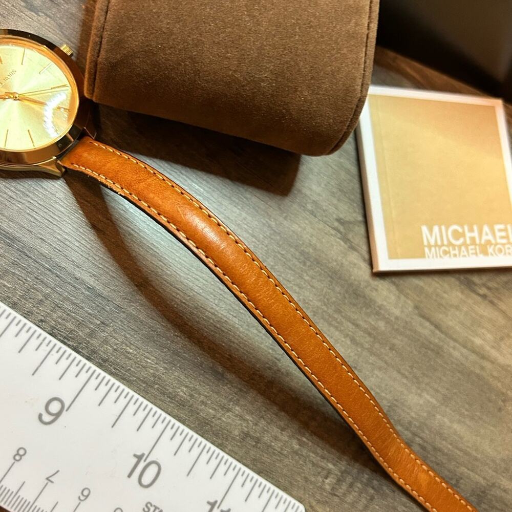 Michael Kors Women’s Double Wrap Watch New in Box!!  Gold face tan leather band - Picture 7 of 15